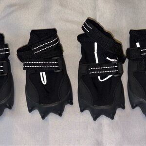 Petacc Black Protective Dog Boots with Straps - Size 5